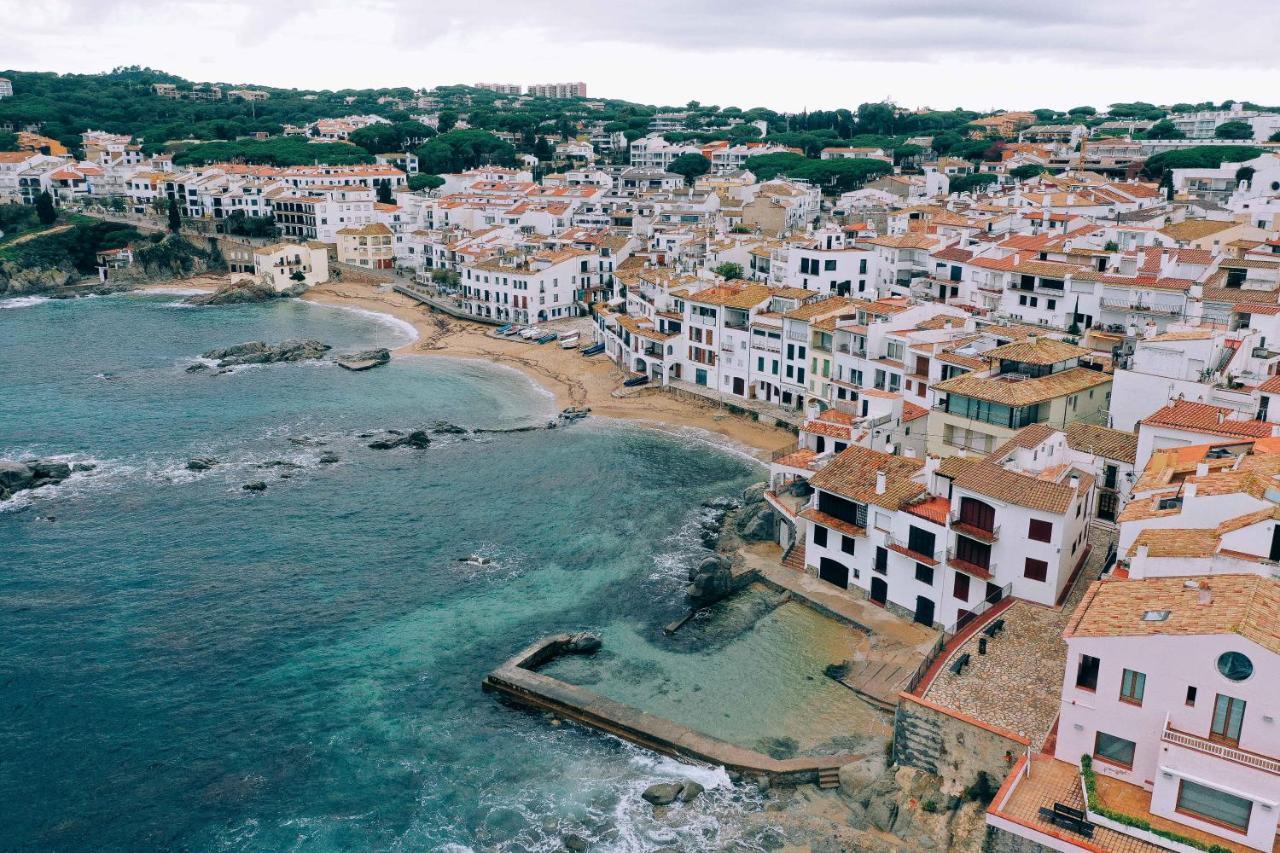 Apartamento reformado a 2 minutos de la playa en Calella! Calella De Palafrugell Exterior foto